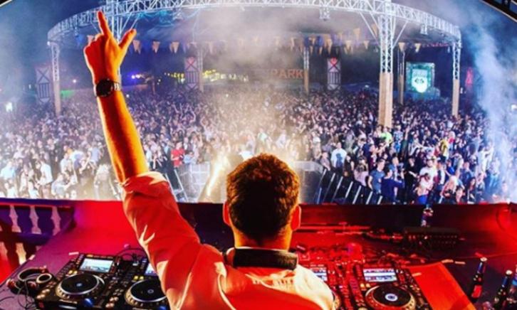 Xaverius Funk tijdens LakeDance 2019 // instagram: @xaveriusfunk